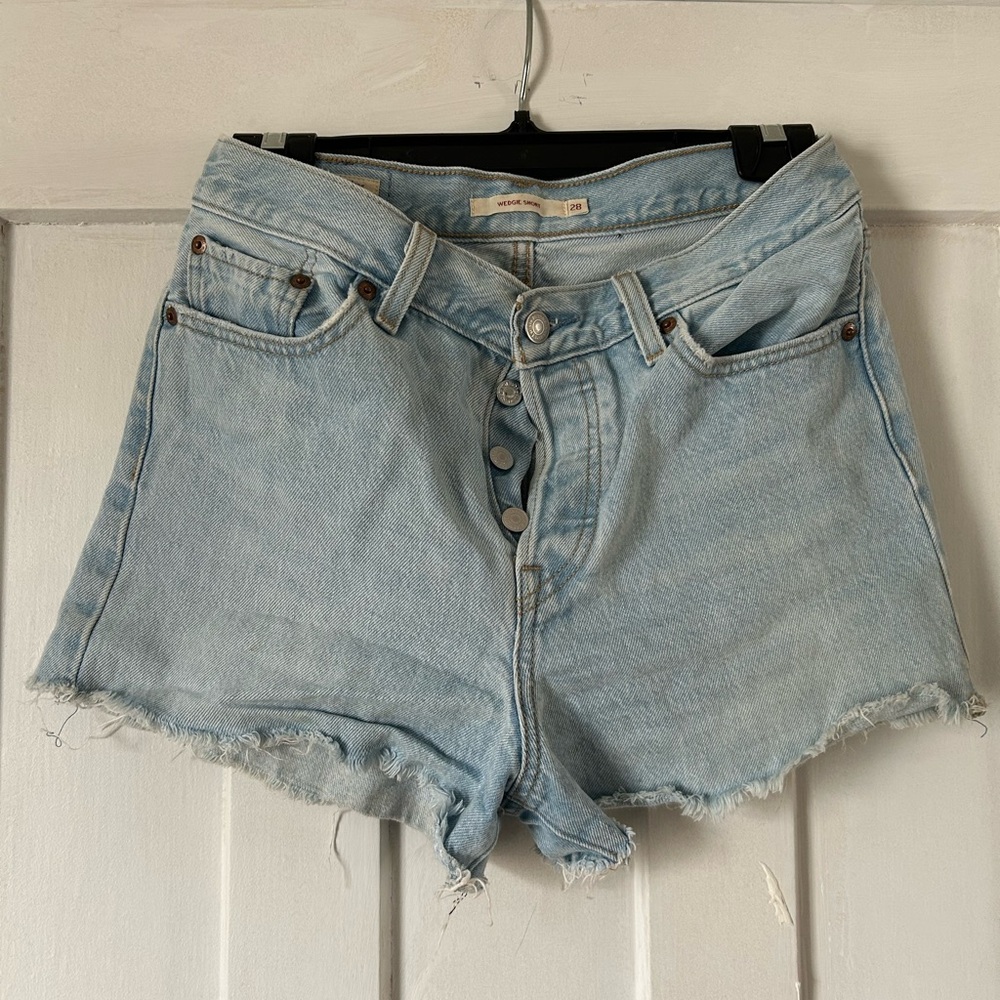 Levi’s Women's Light Blue Wedgie, High Waisted Shorts